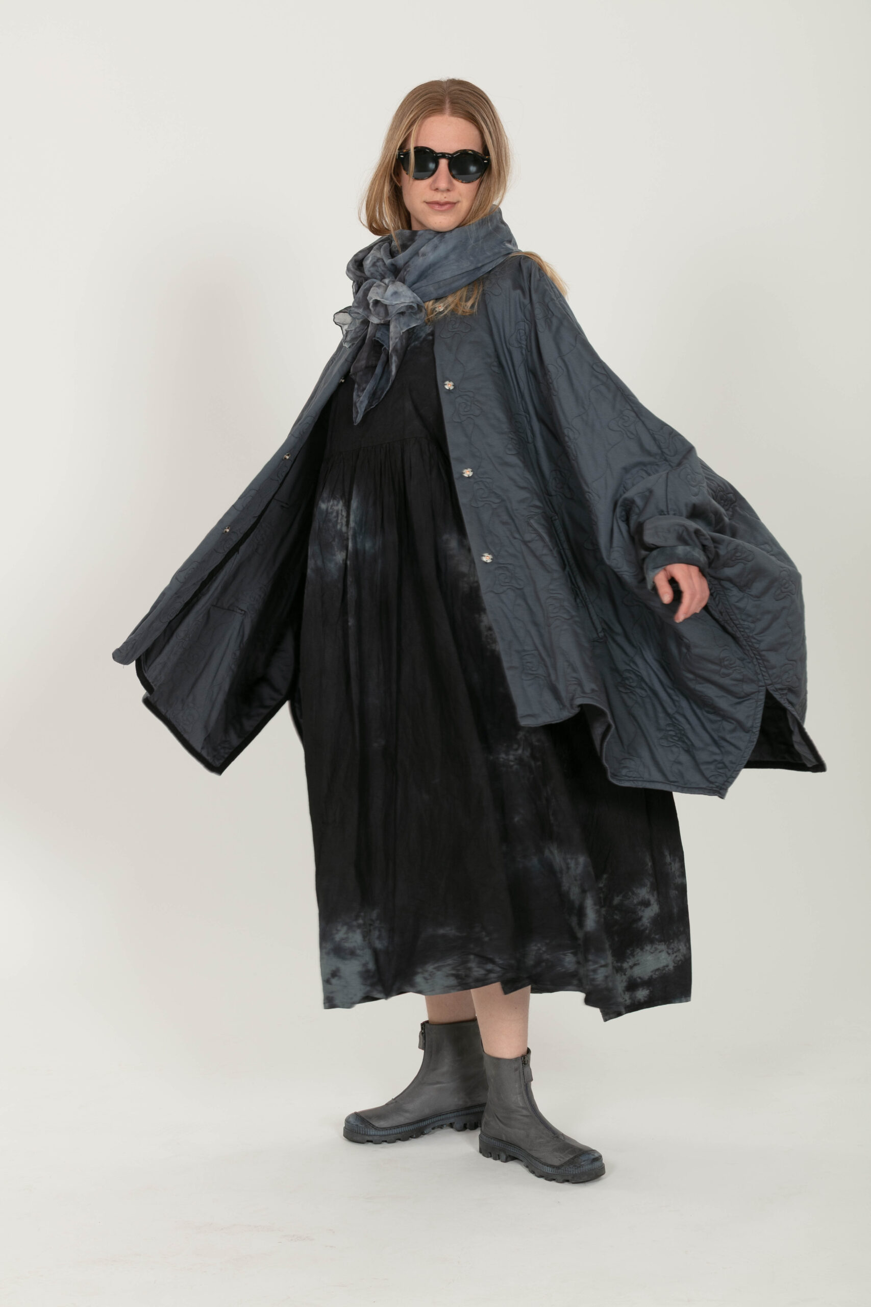 Privatsachen Poncho Stoffwert – Bild 4