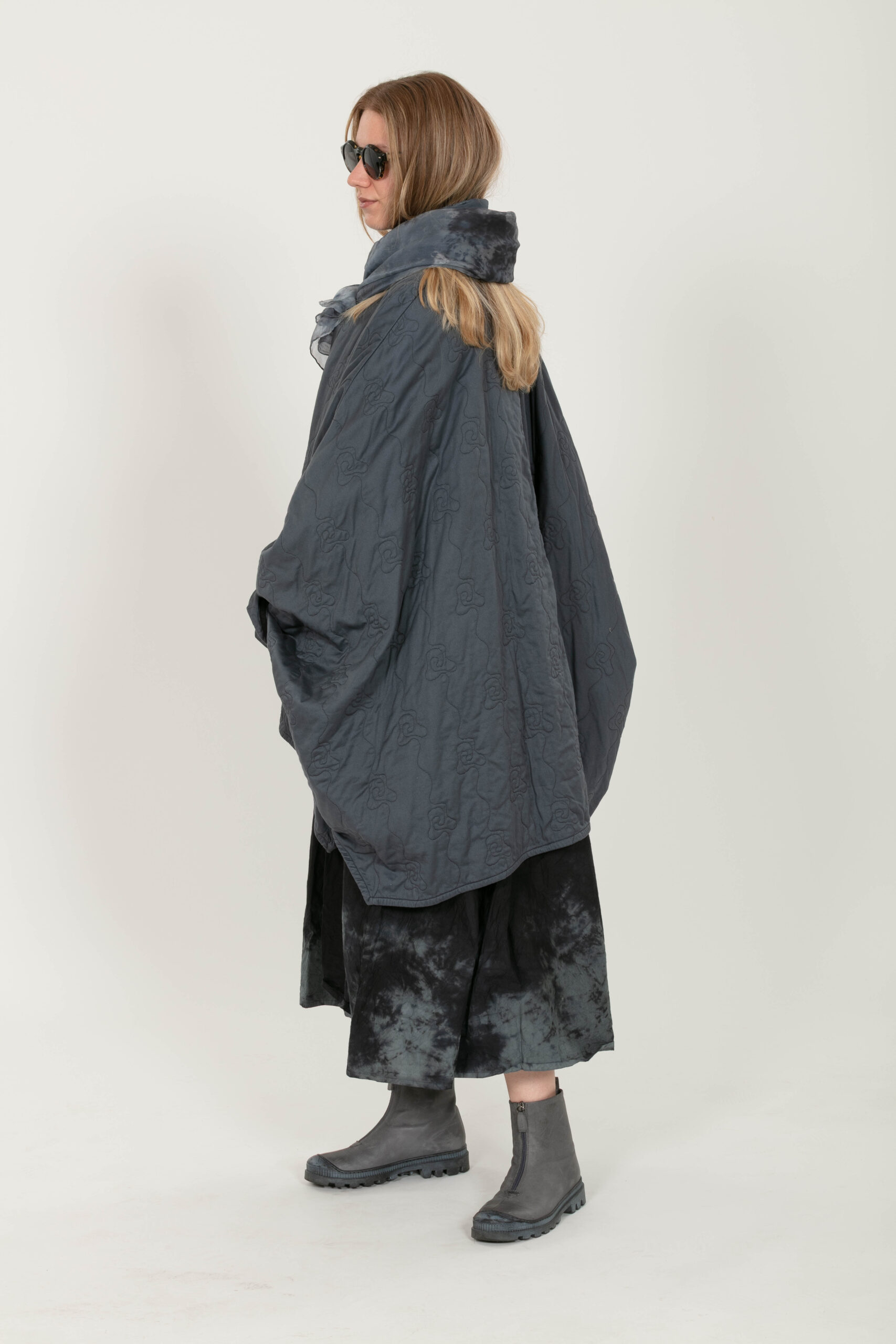 Privatsachen Poncho Stoffwert – Bild 3